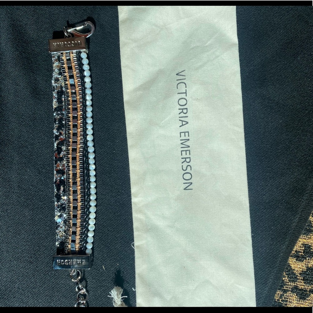 Ve Braclete - image 1